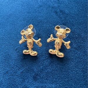✨ Vintage Disney Gold Tone Mickey Mouse Dangle Earrings ✨